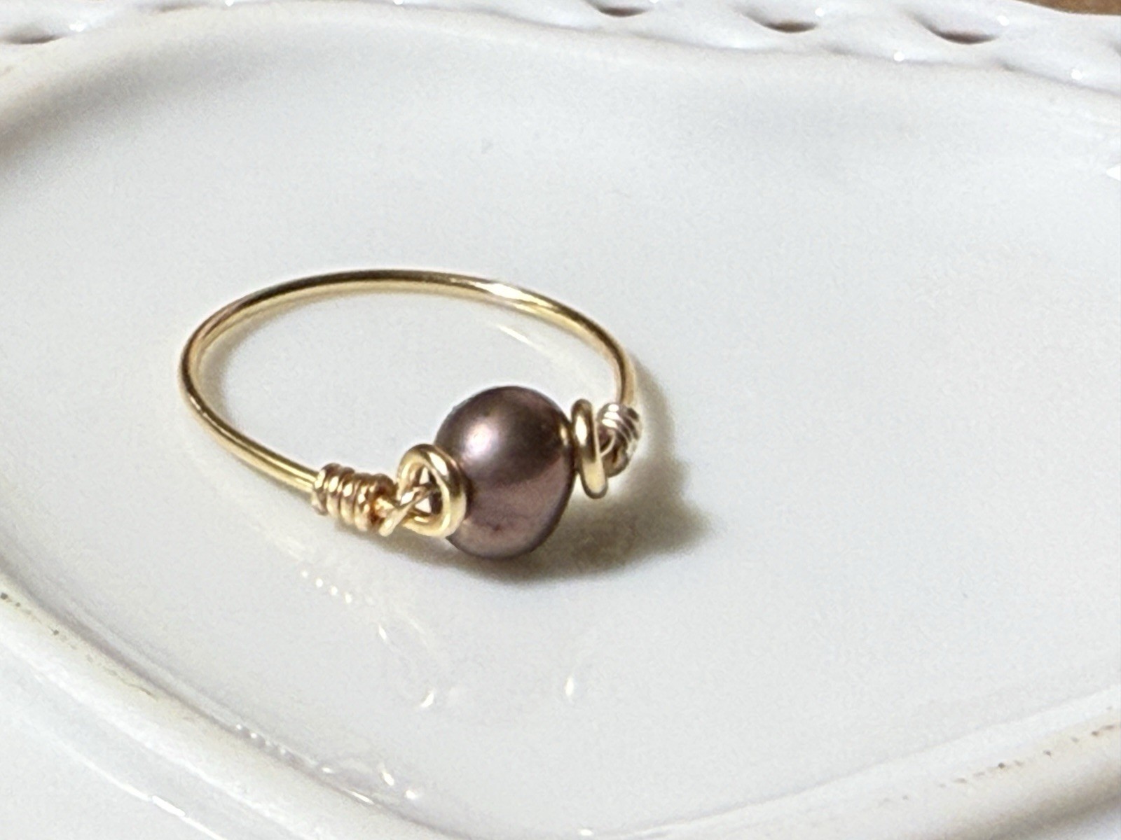 Genuine Purple Pearl Gold Wire wrapped Womens Ring size 8.5 Handmade