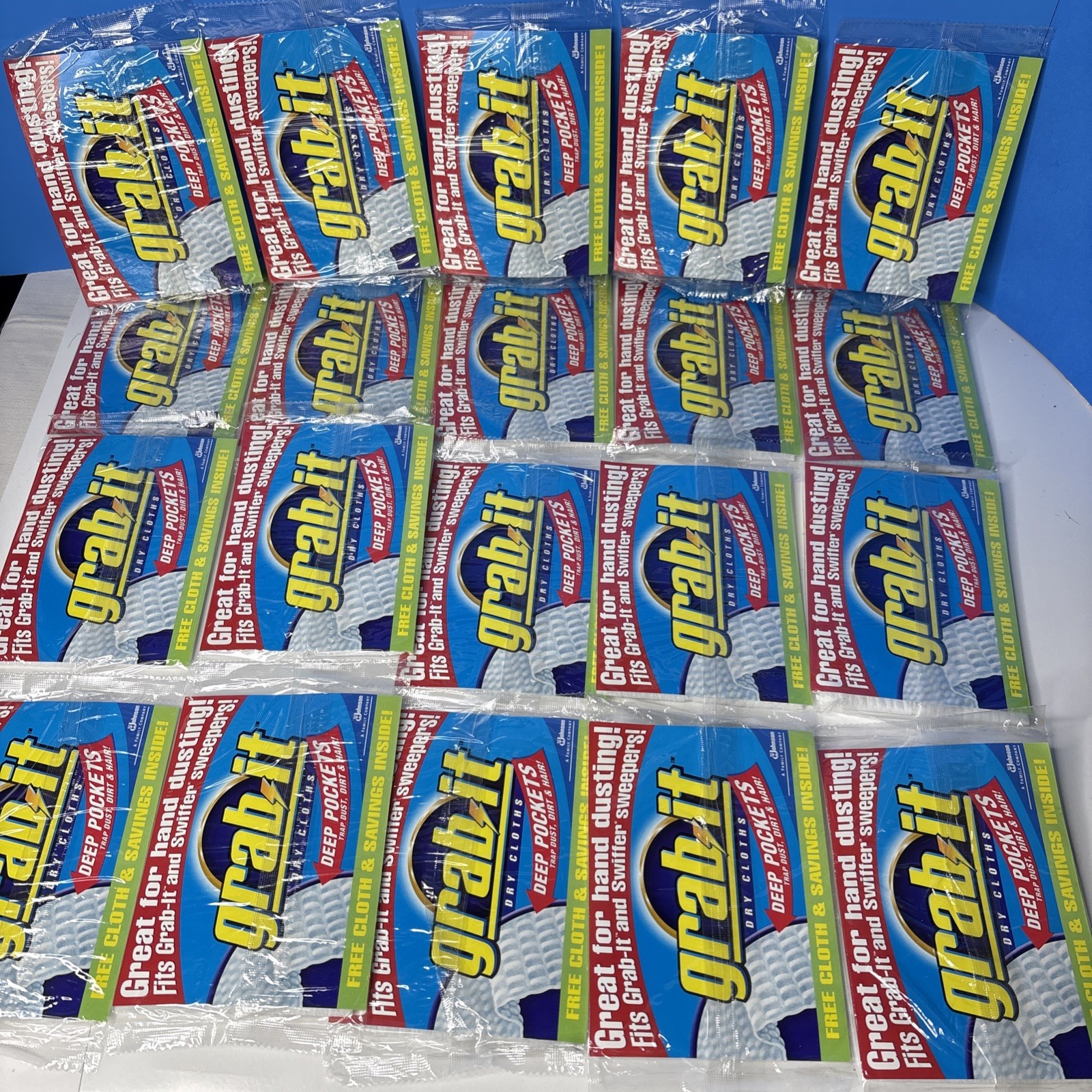 Pledge Grab It Dust Allergen Dry Cloths Unscented 20 New Discontinued  FREE SHIP