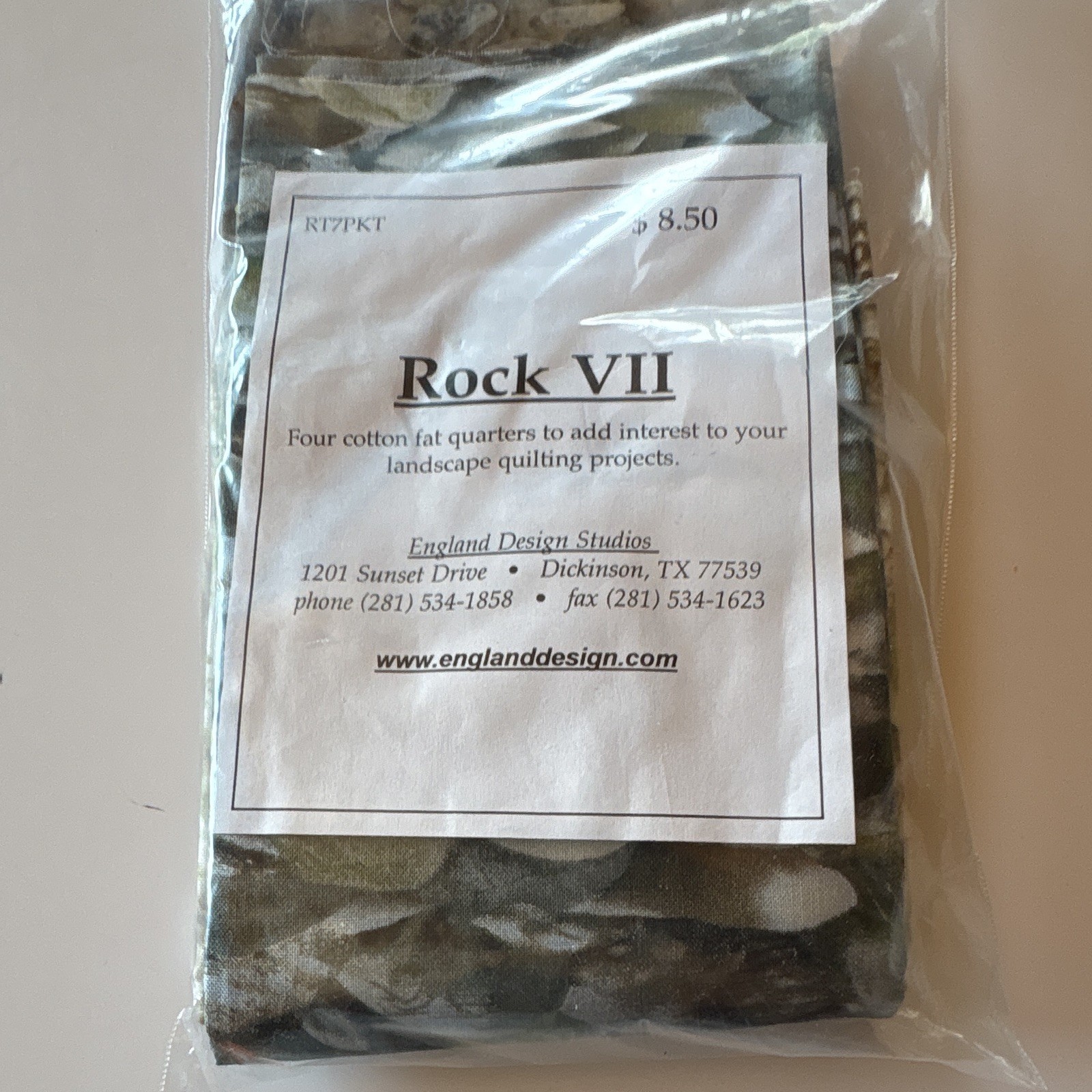 England Design Studios Rock VII Landscape Rocks Cotton Fat Quarter 18" x 22"