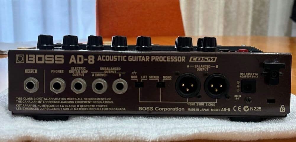 BOSS AD-8 Acoustic Guitar Effect Processor