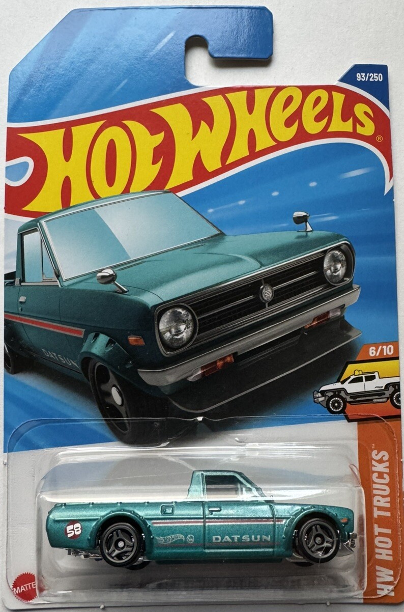 2025 Hot Wheels HOT TRUCKS 6/10 1975 Datsun Sunny Truck (B120) 93/250 (Int. Card
