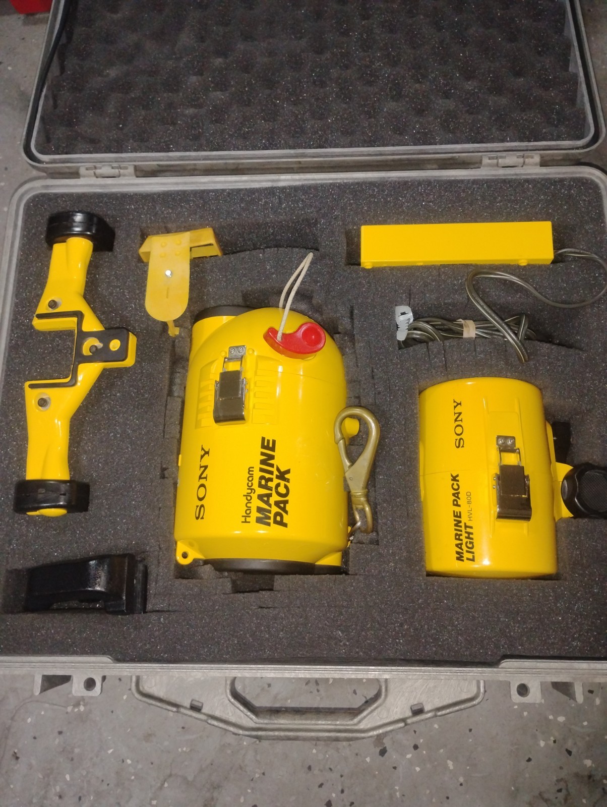 Sony Handycan Marine Pack