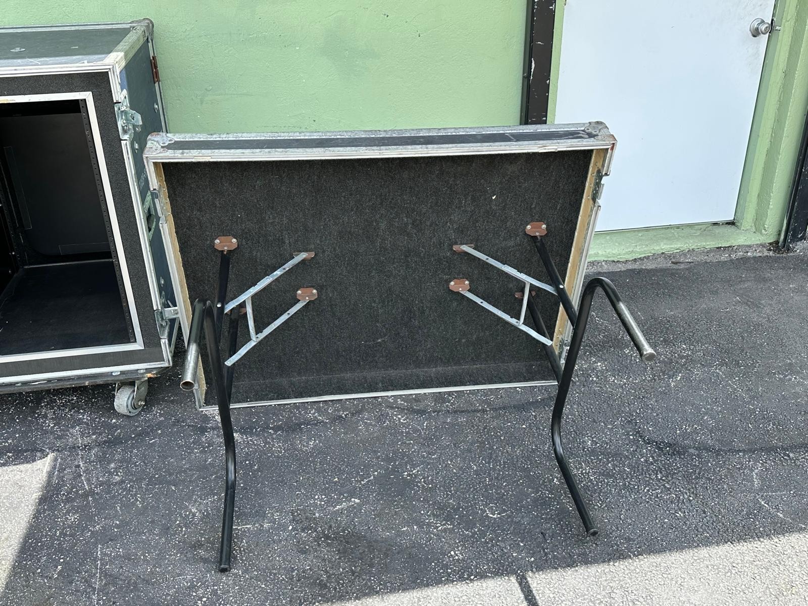 Olympic Dual 16 Space Amp Rack Case On Wheels #4184 (One)