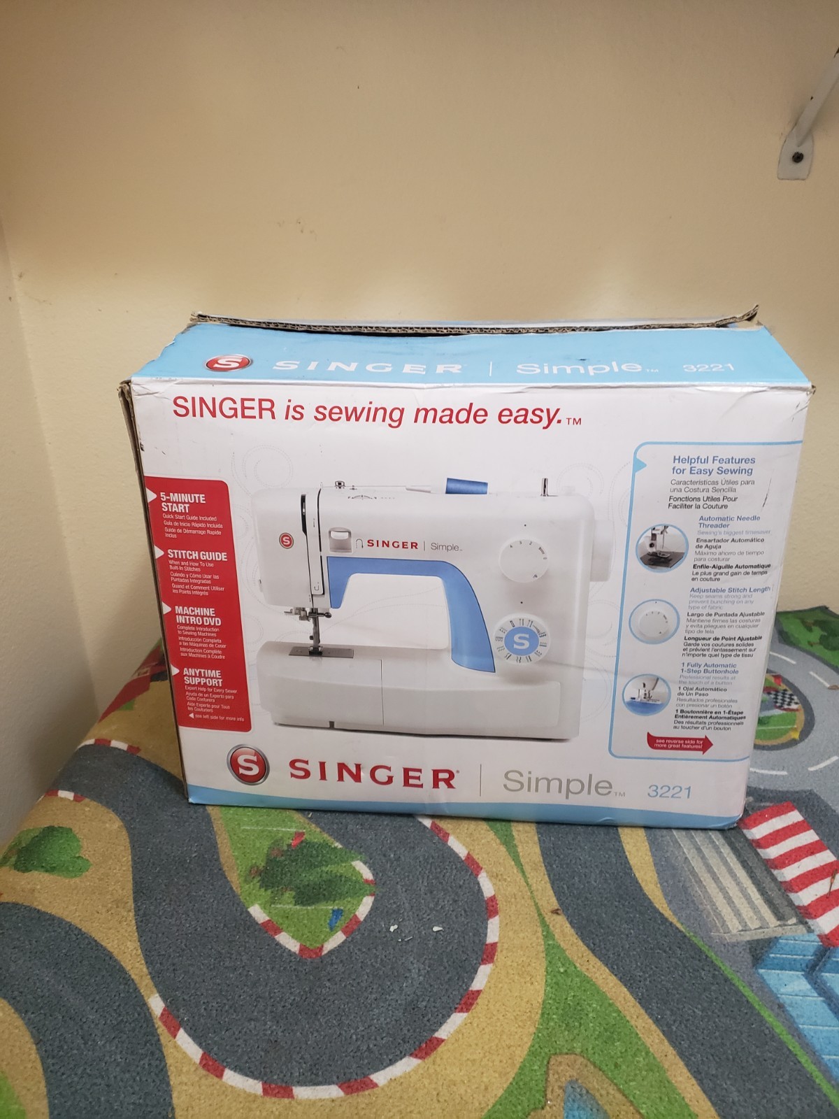Singer 3221 Simple Sewing Mechanical Machine