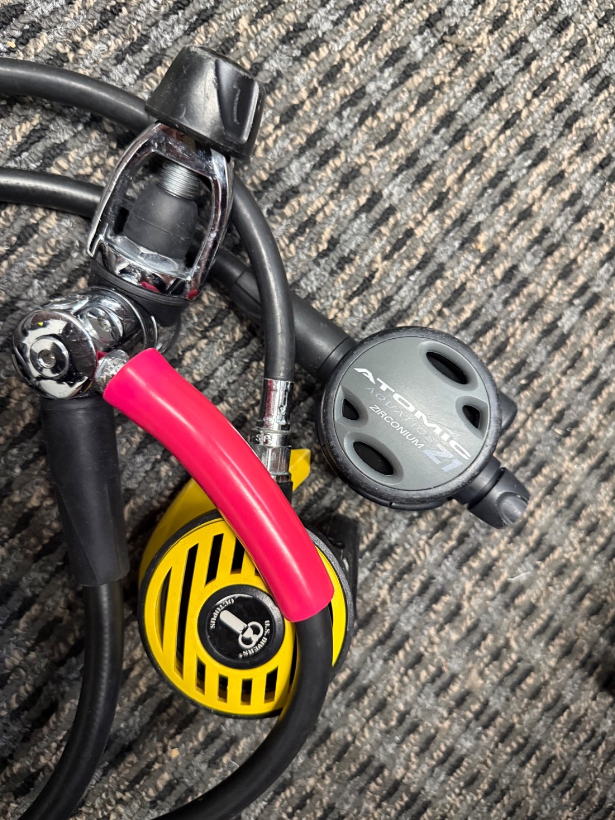 AtomicAquatics Z1 Scuba Regulator & US Divers Octopus Tests good