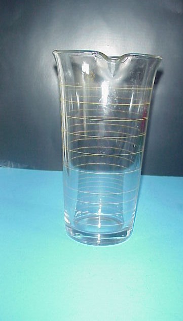 Vintage Glass Beaker Pitcher 32 Ounces