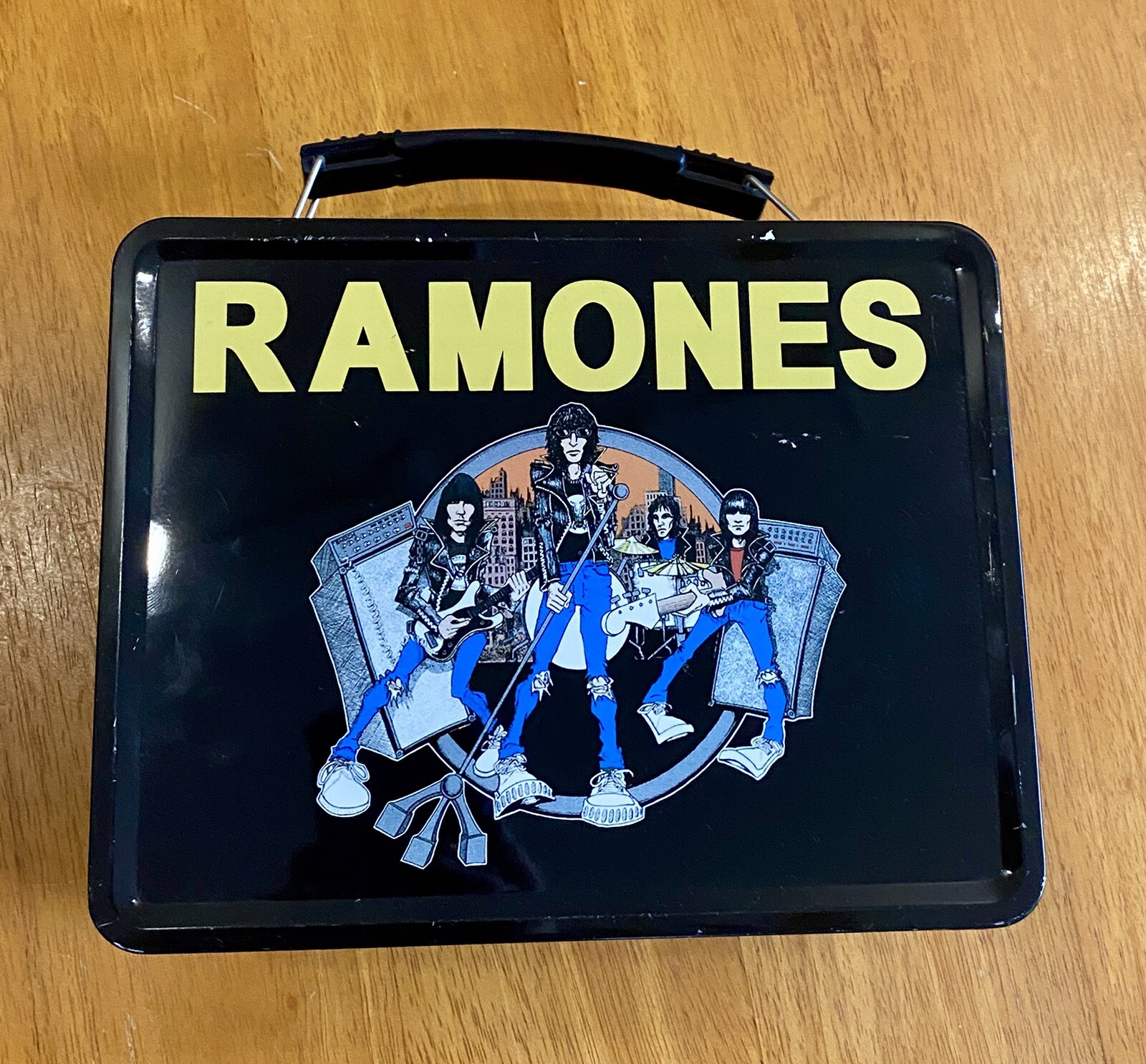 RAMONES LUNCHBOX WITH THERMOS! 2002 NECA - Good Condition!