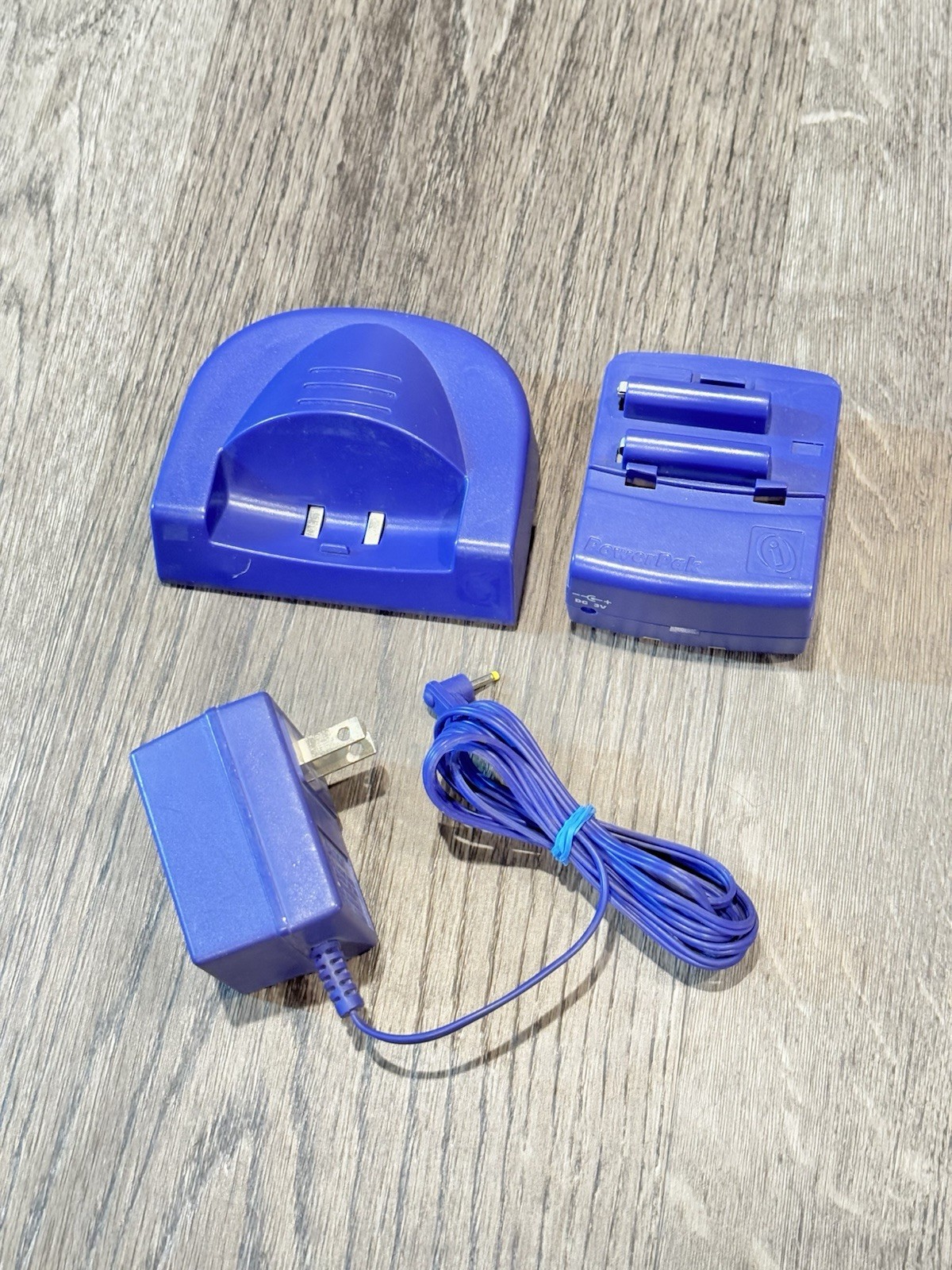InterAct Power Pak EX Game Boy Advance Rechargable Battery Cradle - Charger