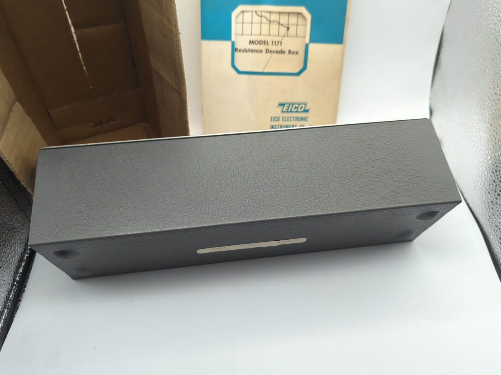 EICO RESTSANCE DECADE BOX MODEL 1171 READ LOOK