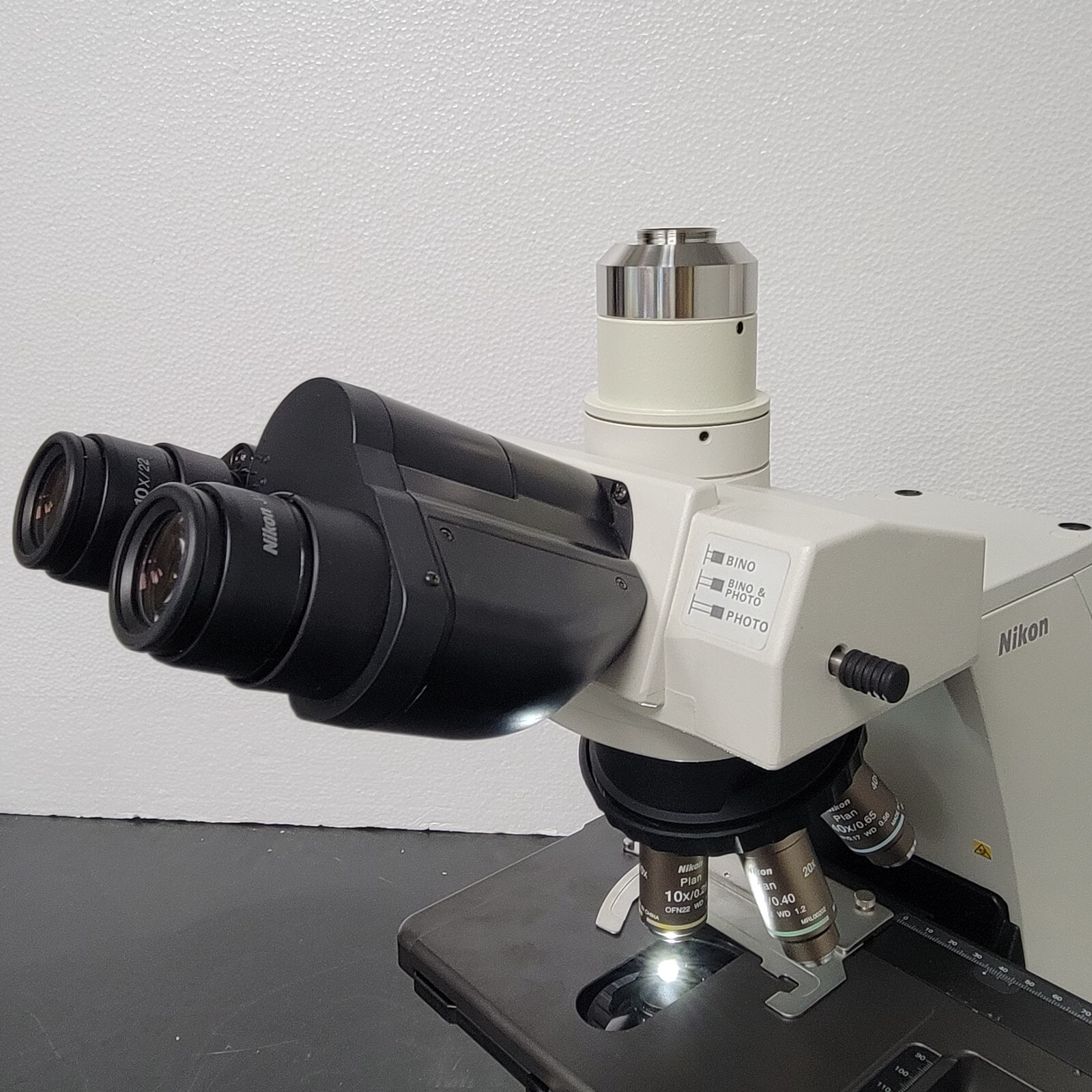 Nikon Microscope Eclipse Ci-L with 2x and Trinocular Head for Pathology