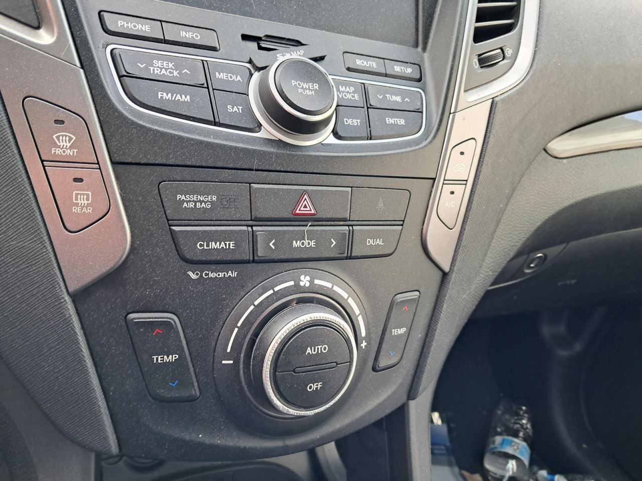 SANTA FE 2015 Glove Box 4798852