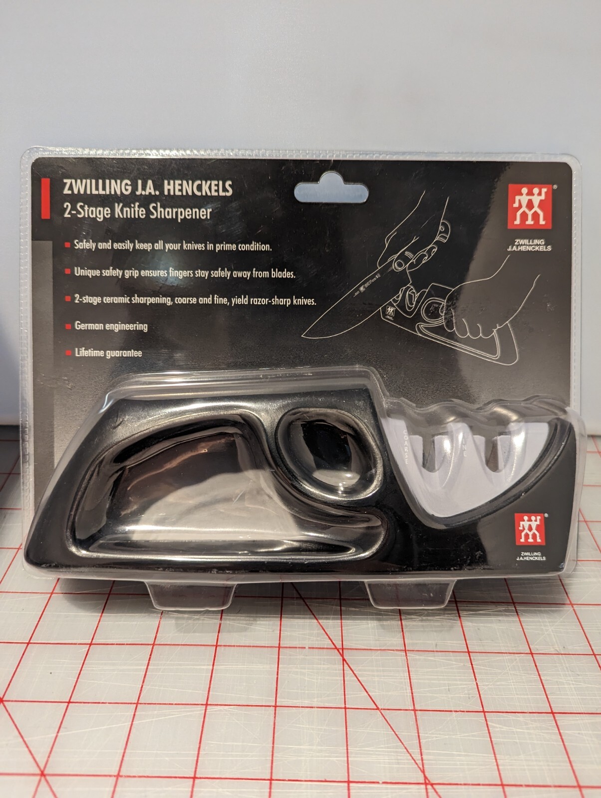 ZWILLING 2-stage Pull-Through Sharpener 32602-000 Brand New