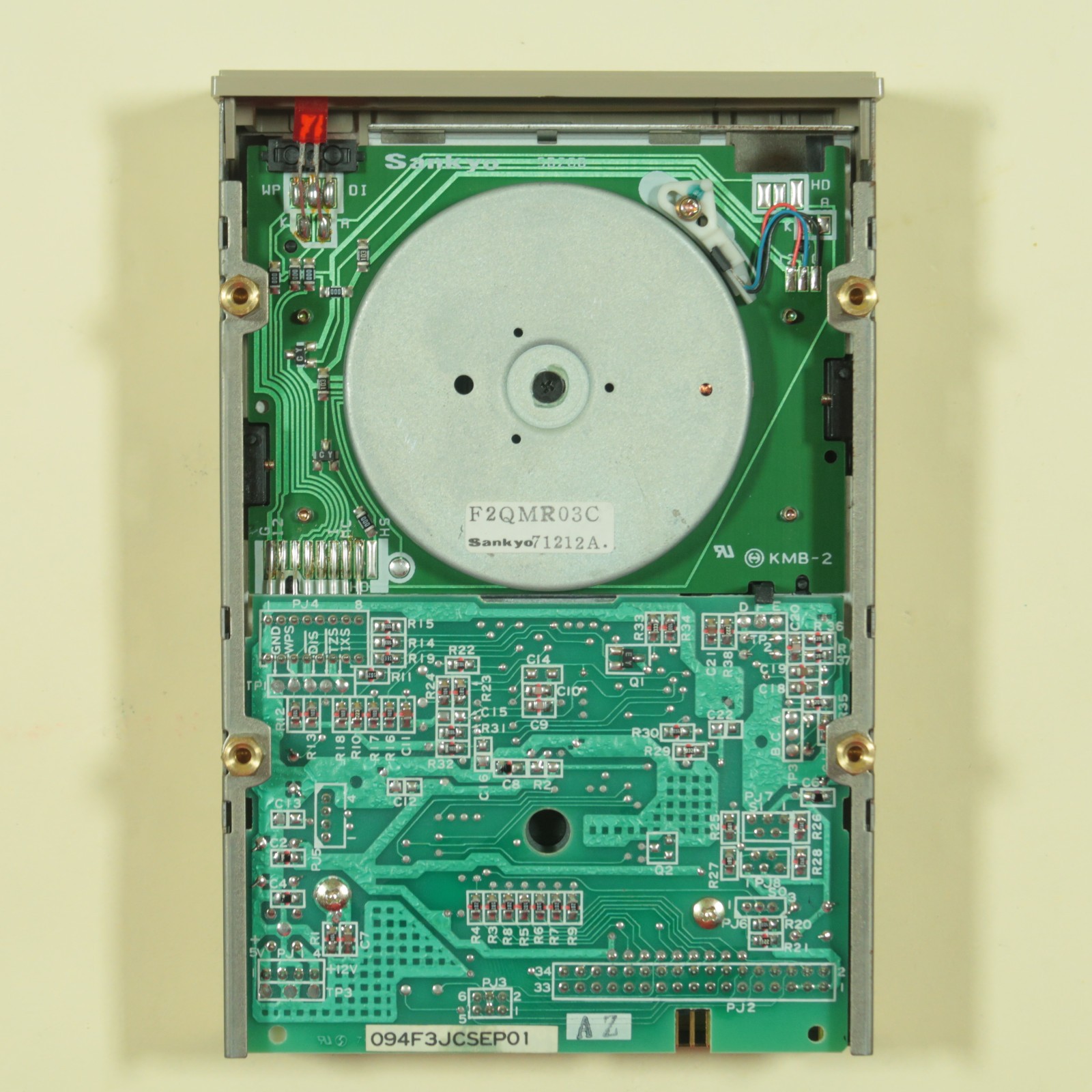 Vintage Chinon FB-354 3.5" Floppy Drive Commodore Amiga 500 2000 Missing Button