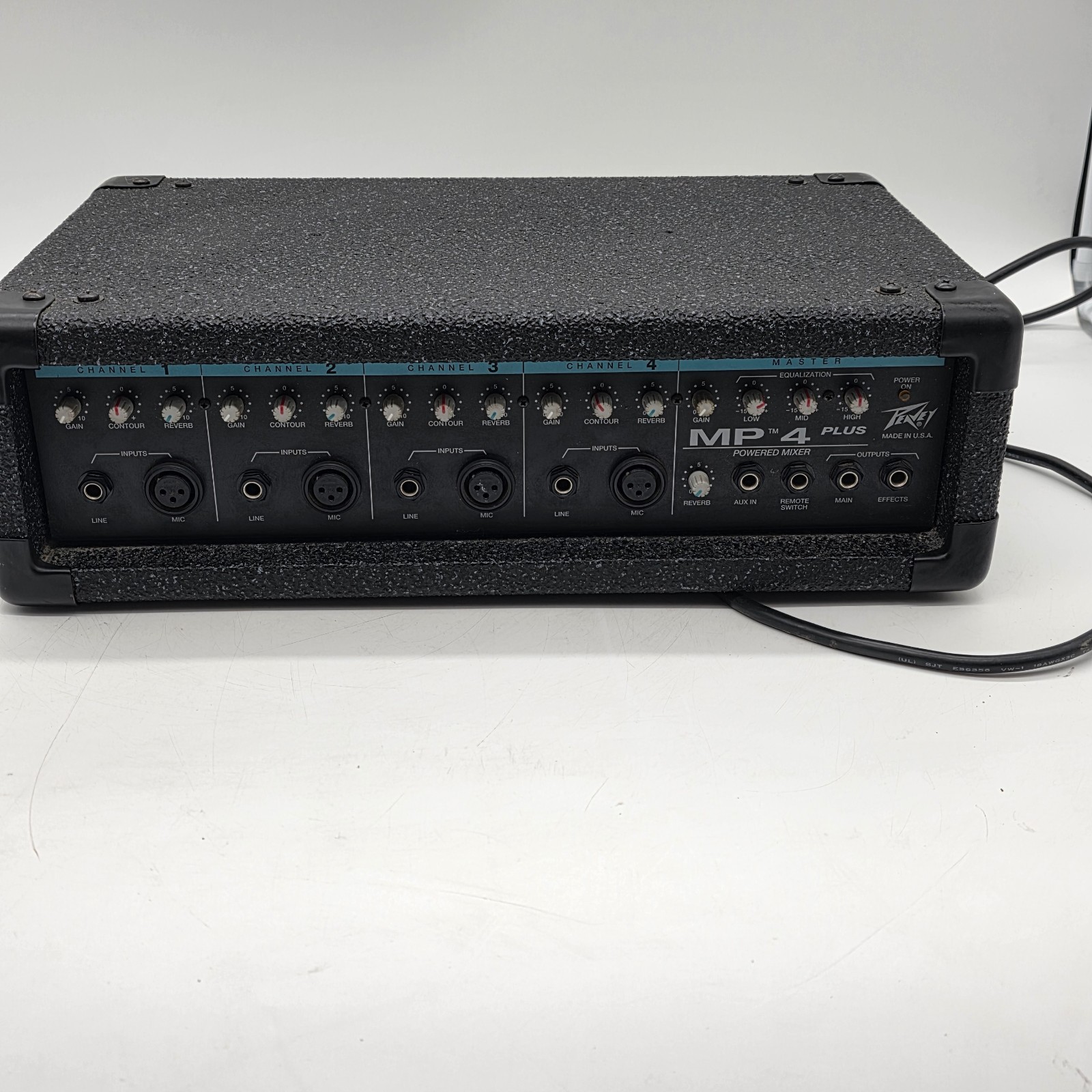 Peavey MP 4 Plus Powered Mixer 4 Channel PA Amplifier Tested Working USA