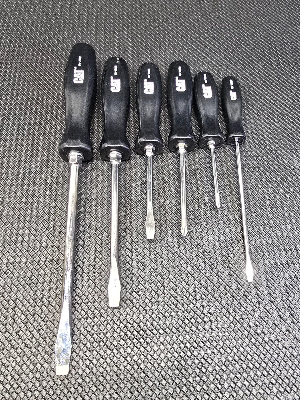 Caterpillar Cat Tools USA By Snap on 6pc Screwdriver Set  Phillips Flat