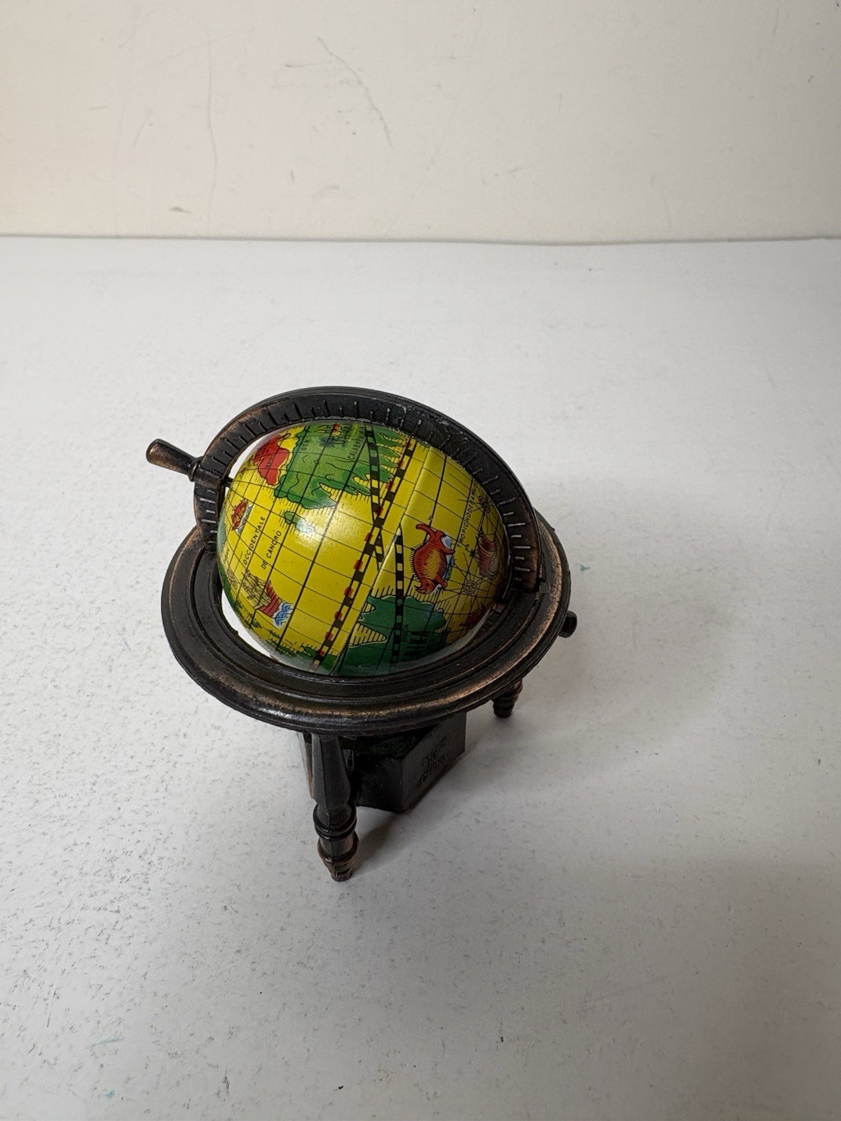 World Globe Die Cast Metal Collectible Pencil Sharpener 3.5" Tall Vintage