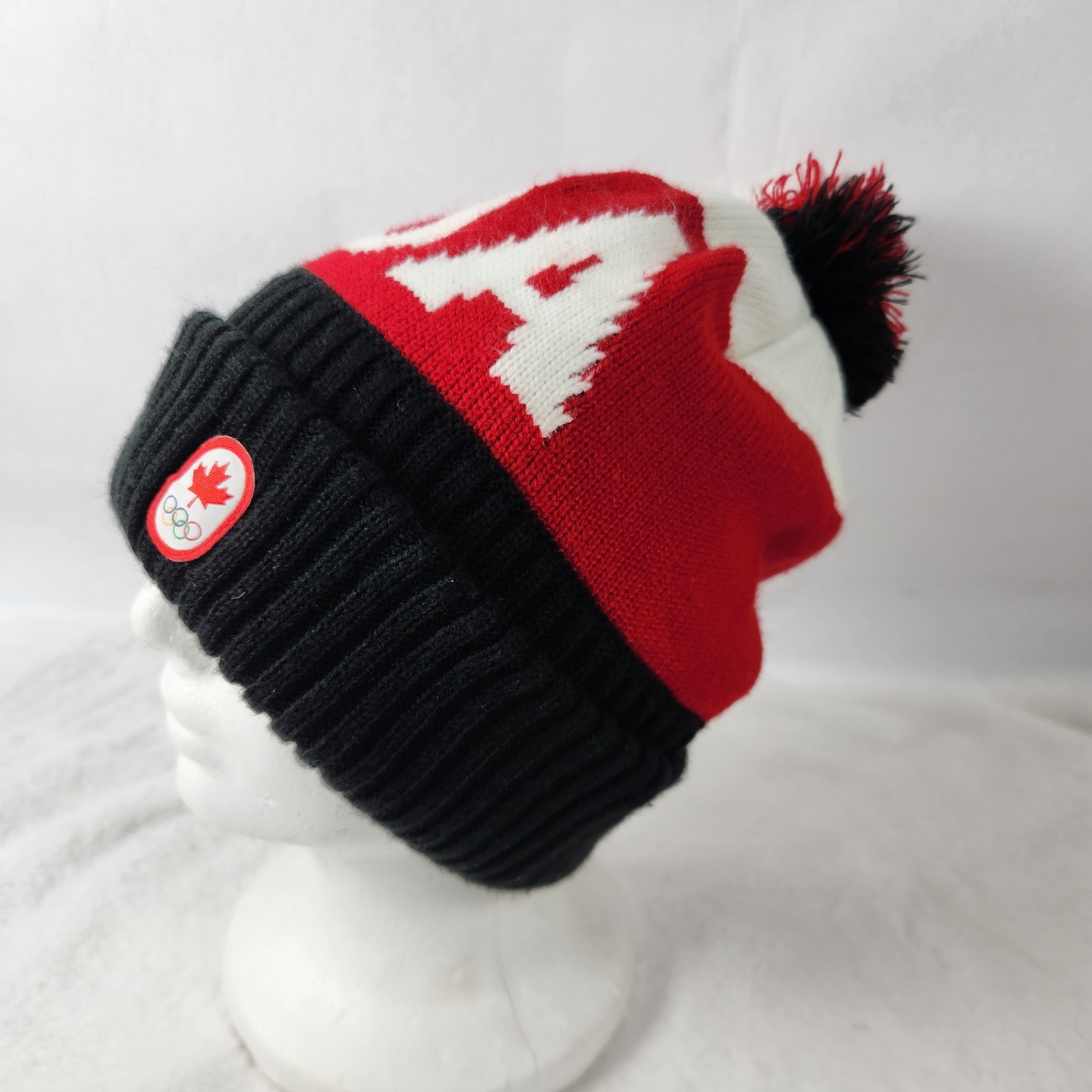Hudson Bay HBC Canada Olympic Pom Beanie Toque One Size 2014 Sochi Official