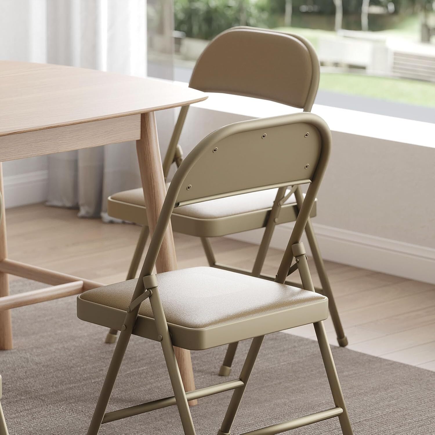 Nazhura 4 Pack Folding Chairs with Padded Vinyl Cushion Chairs (4 Pack)