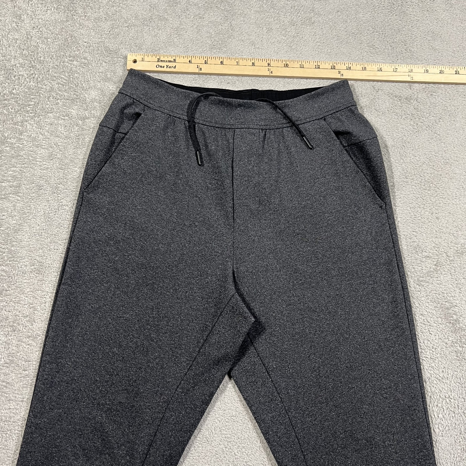 Lululemon Jogger Pants Mens Small Gray Sweats Athletic Performance Stretch
