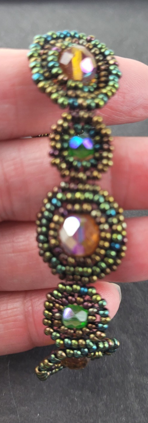 Iridescent Seed Bead Bracelet 7" Magnetic Clasp