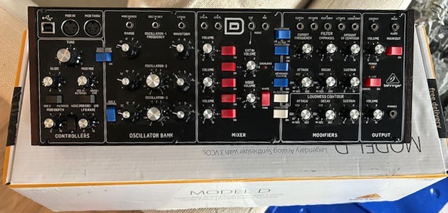 Behringer Model D Analog Synthesizer