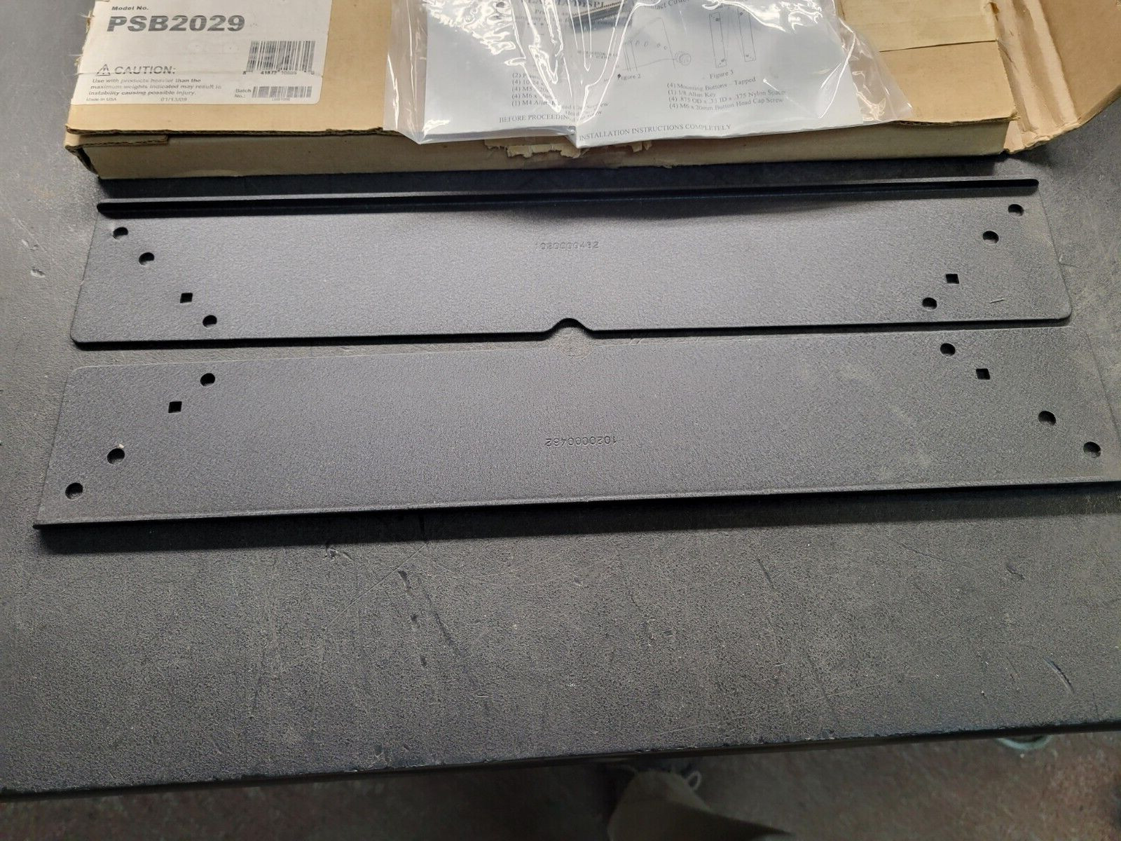 Chief PSB2029 Interface Bracket.