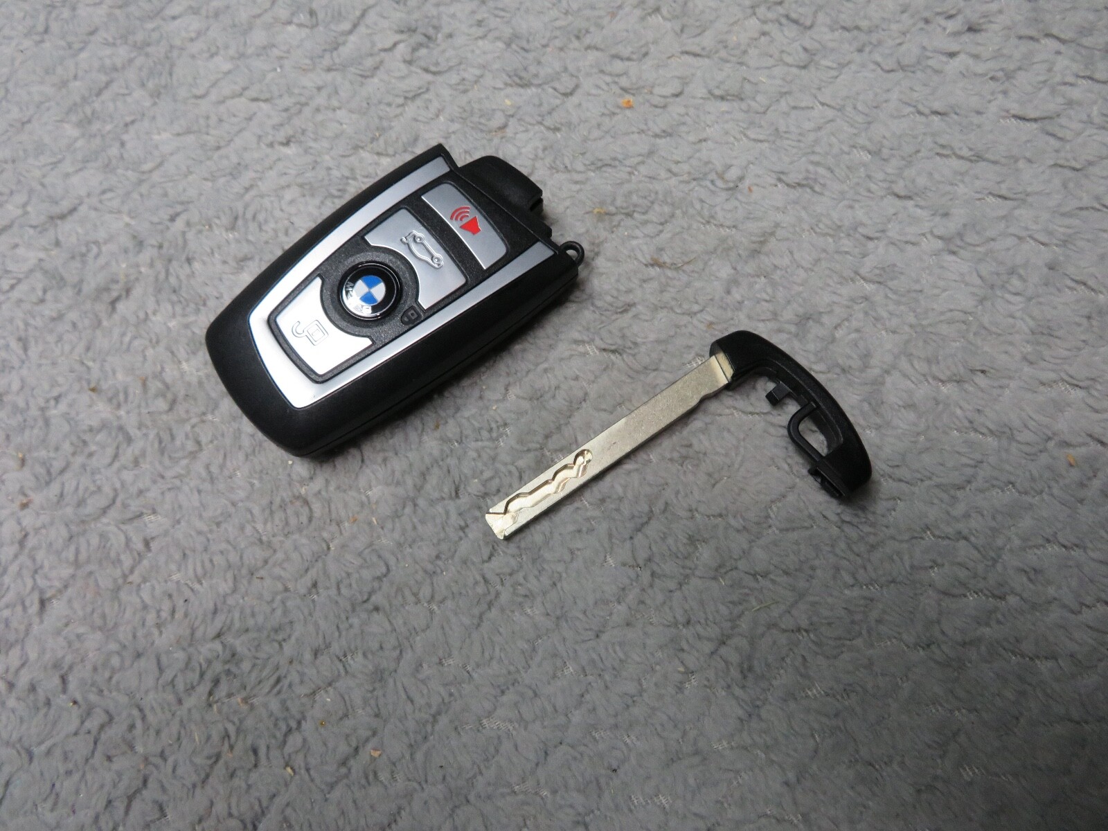 BMW remote key fob OEM