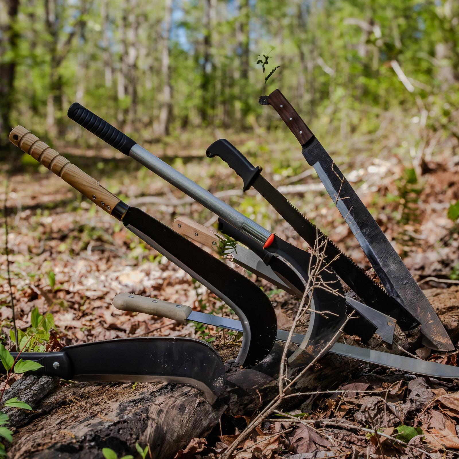 Hunting & Camping Machete | Carbon Steel Blade with Ergonomic Grip, Full Tang