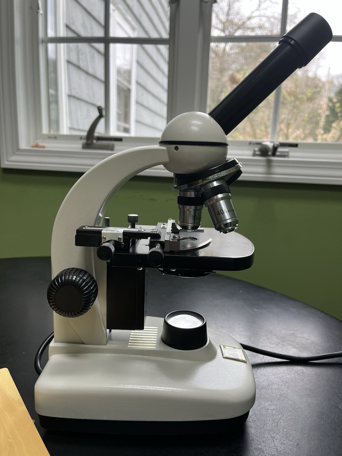 LW Scientific Explorer II Student Microscope with Specimen Slides