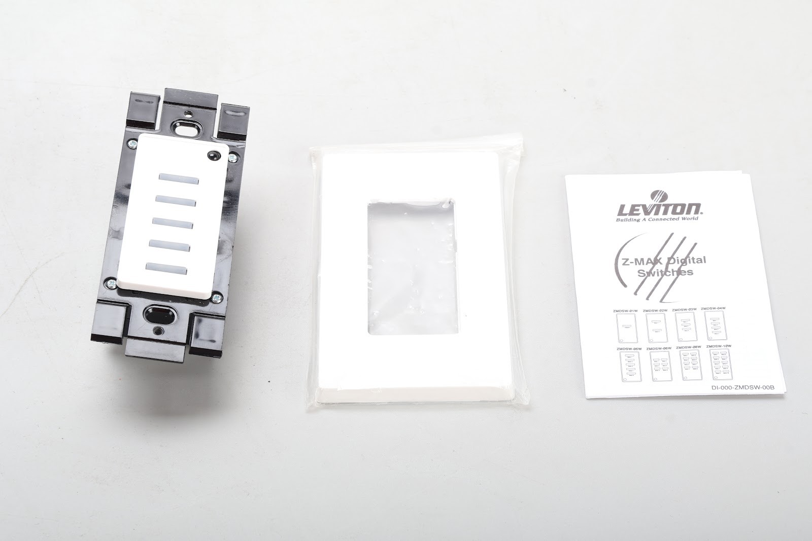 Leviton ZMDSW-5W Z-MAX Digital Pushbutton Station With Wall Plate