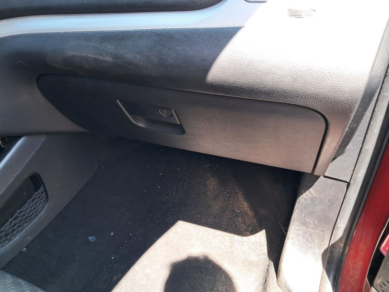 JOURNEY 2015 Glove Box 4772849