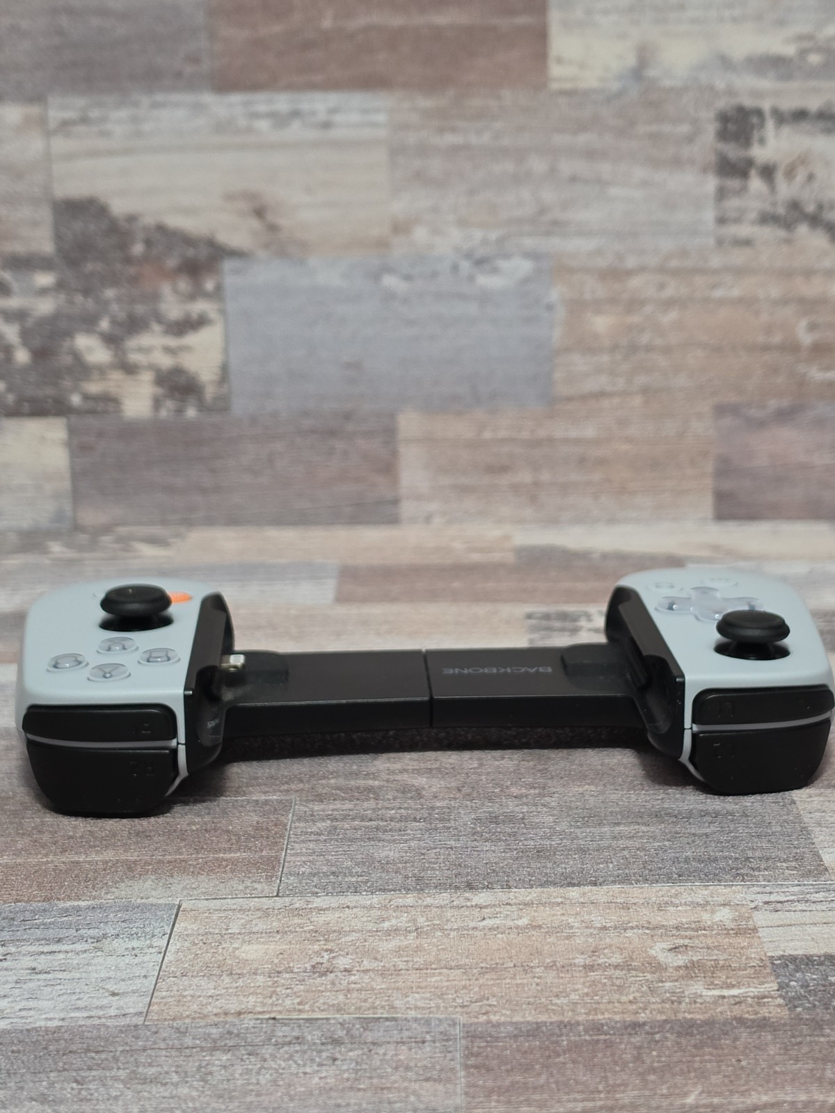 Backbone One Lightning Controller Playstation Edition BB-02-W-S iPhone