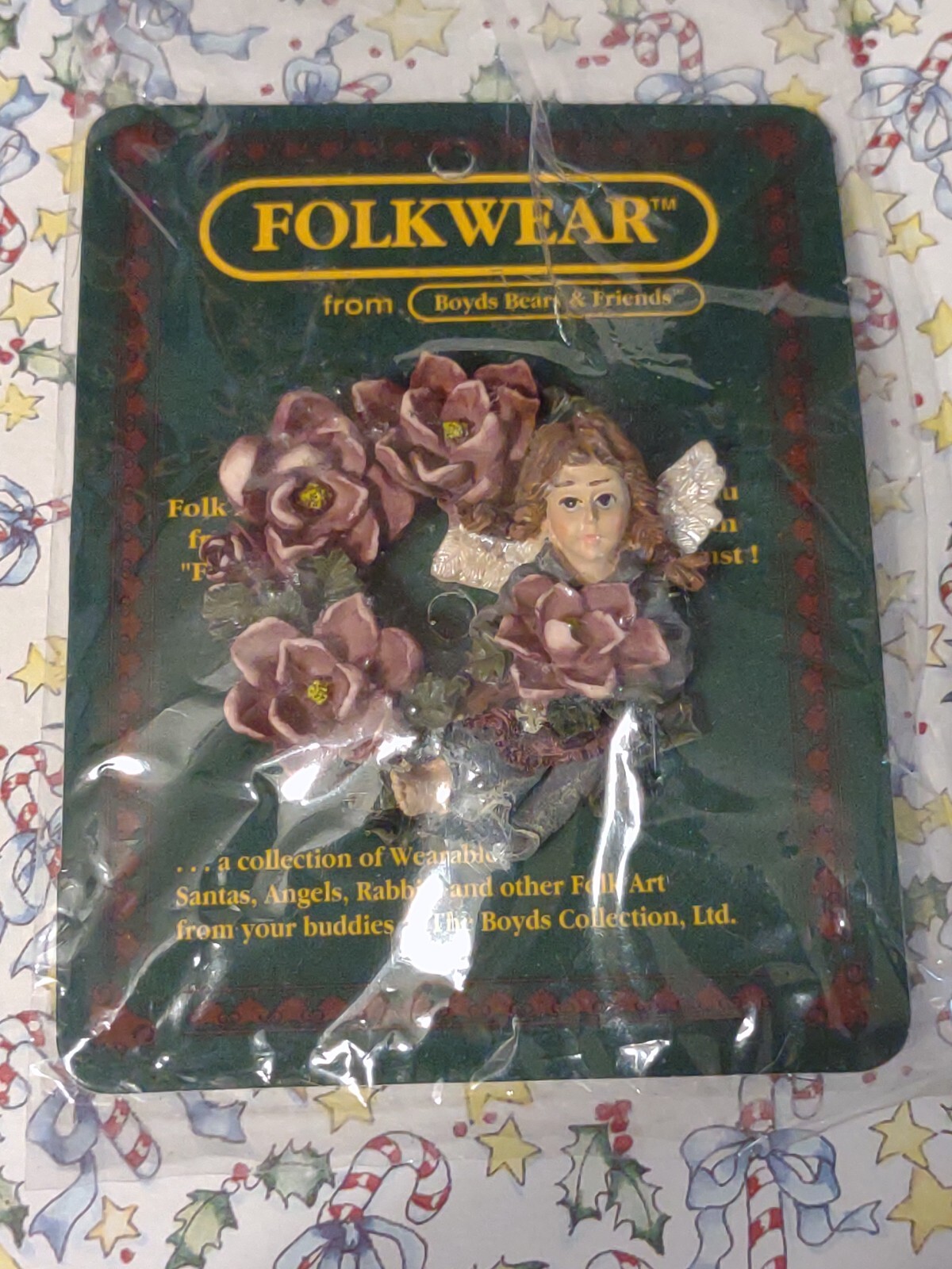 Boyd's Bears - Folkwear Pin Florina's Wreath #26400