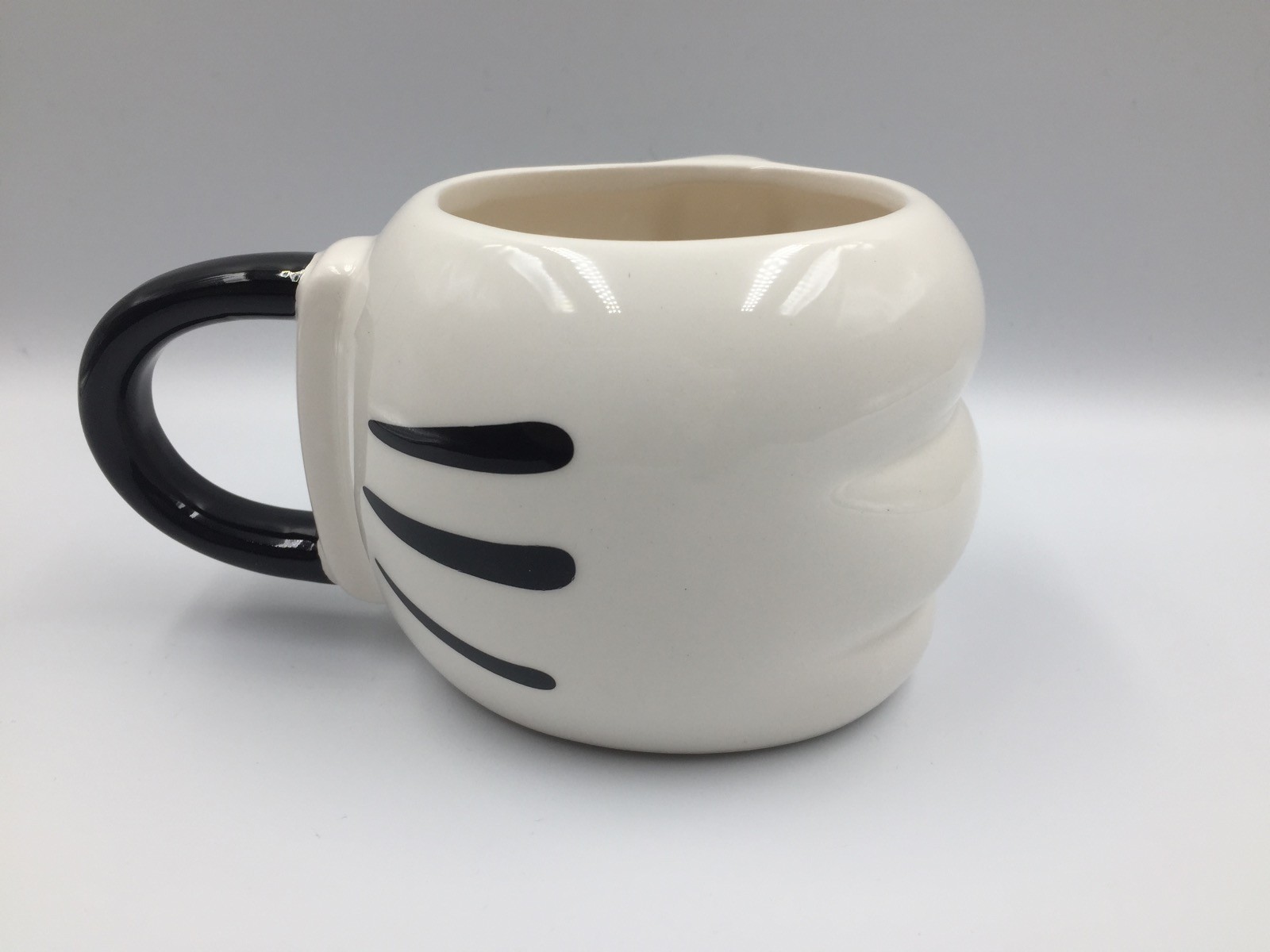 Mickey Mouse 'Hand' Mug • Walt Disney • Coffee/Tea Cup • New In Box