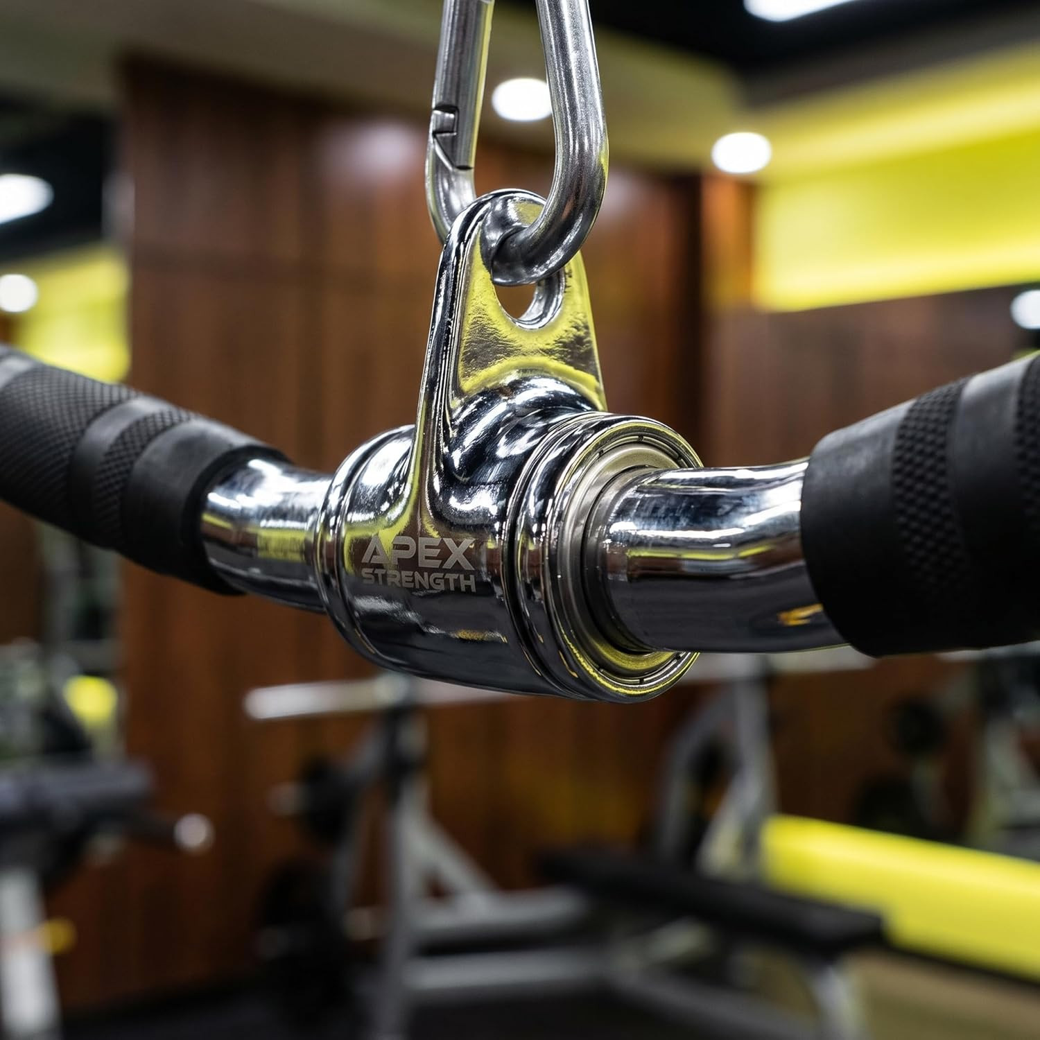Lat Bar Cable Machine Attachment, Curl Pulldown Bar with Full Rotation and Rubbe