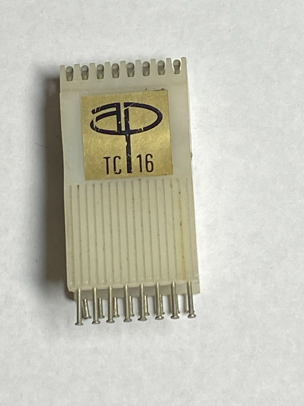 AP PRODUCTS Integrated Circuit Test Clip TC-16