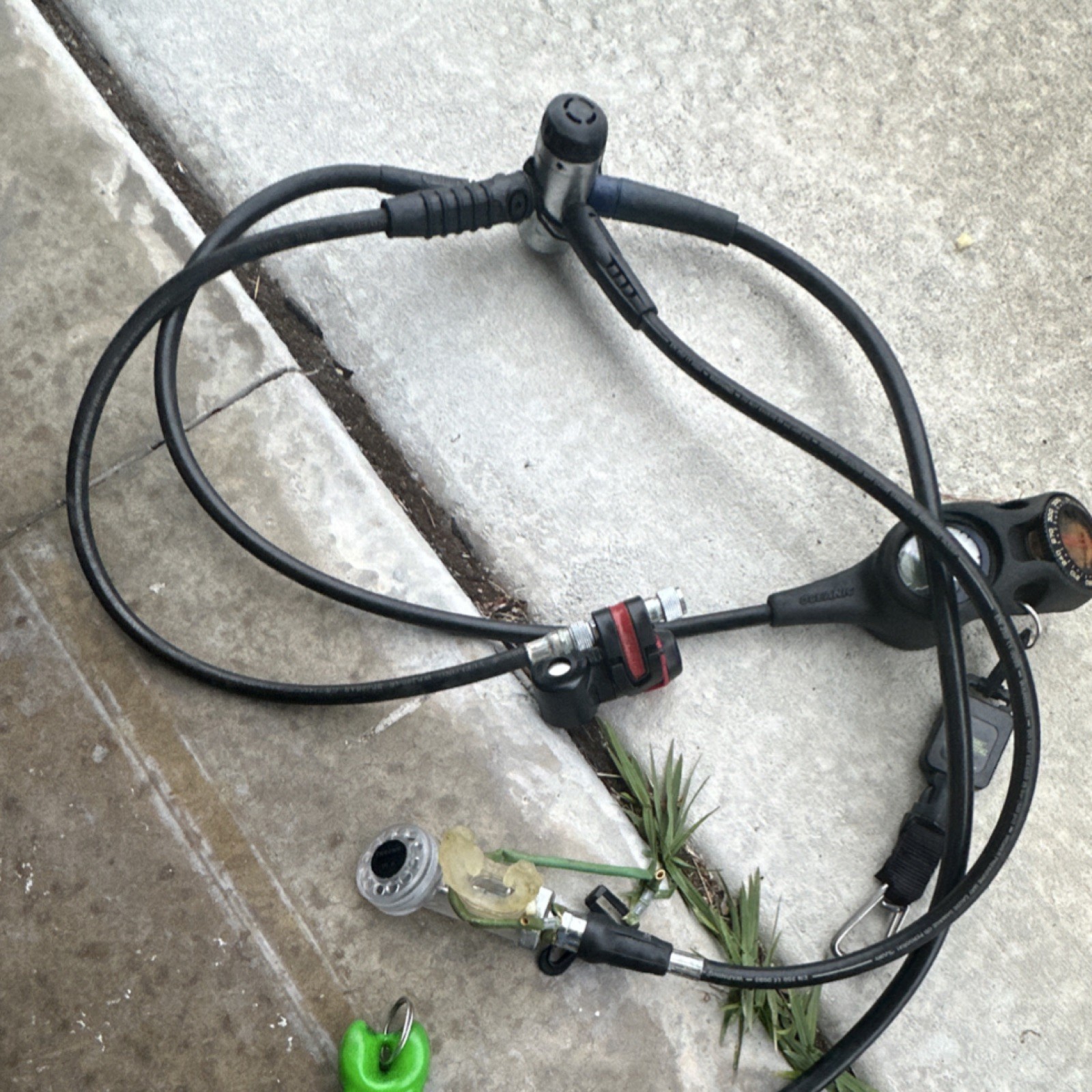 Oceanic Scuba Regulator Set with Gauge Console, Hoses, Pressure and Depth Gauges