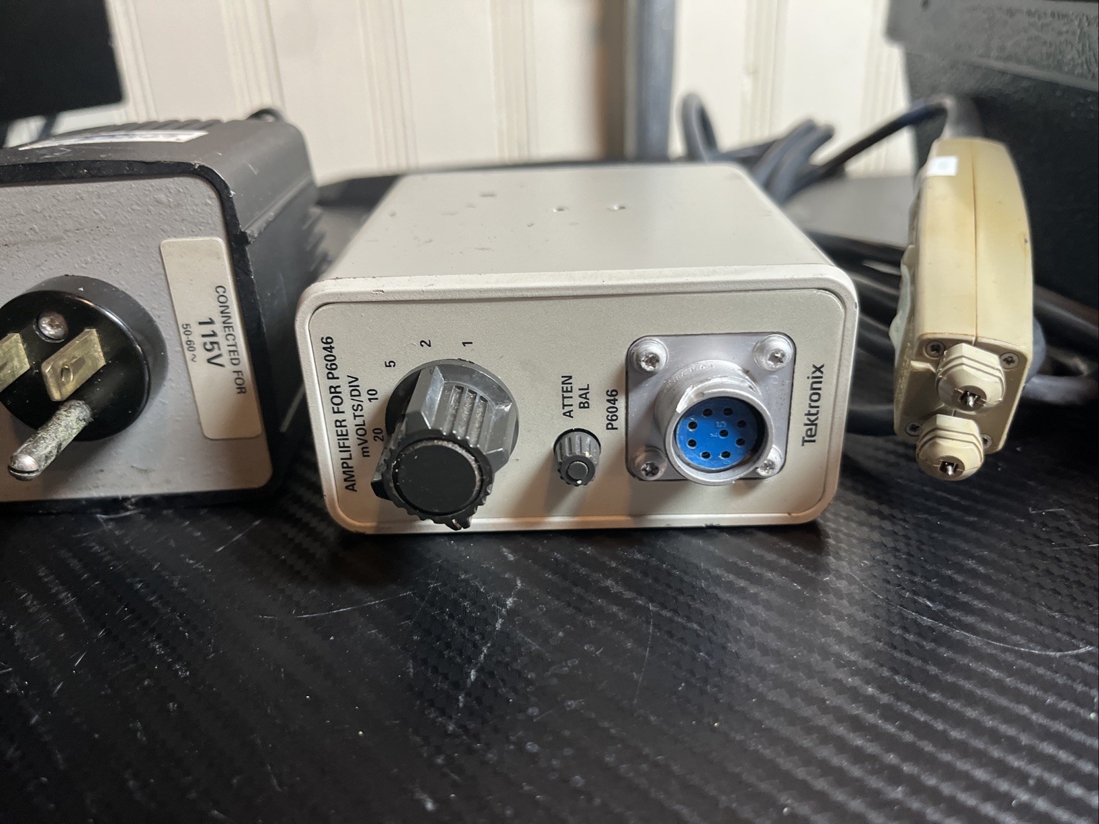 Tektronix P6046 (Parts Unit) W/ CASE