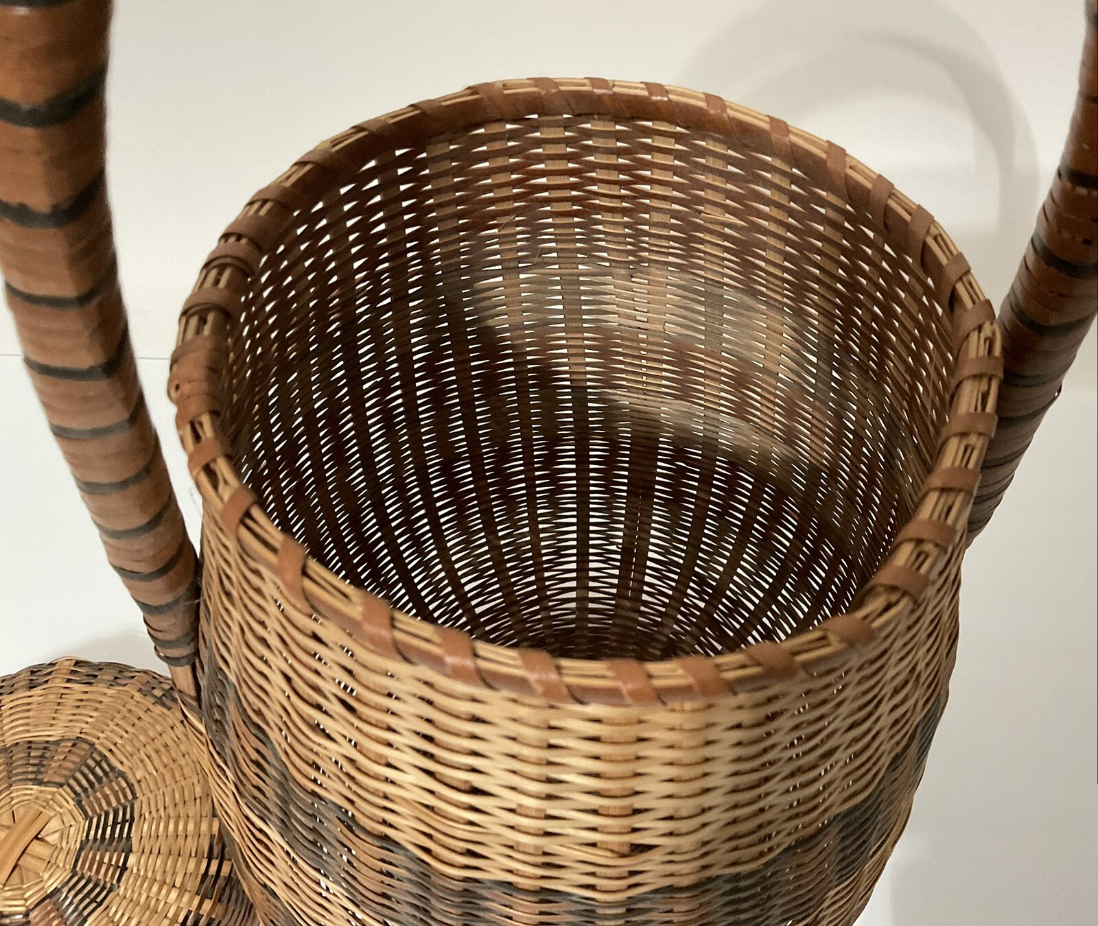 Barrel Shape Decorative Storage Basket with Lid Brown Stripes Handle Woven