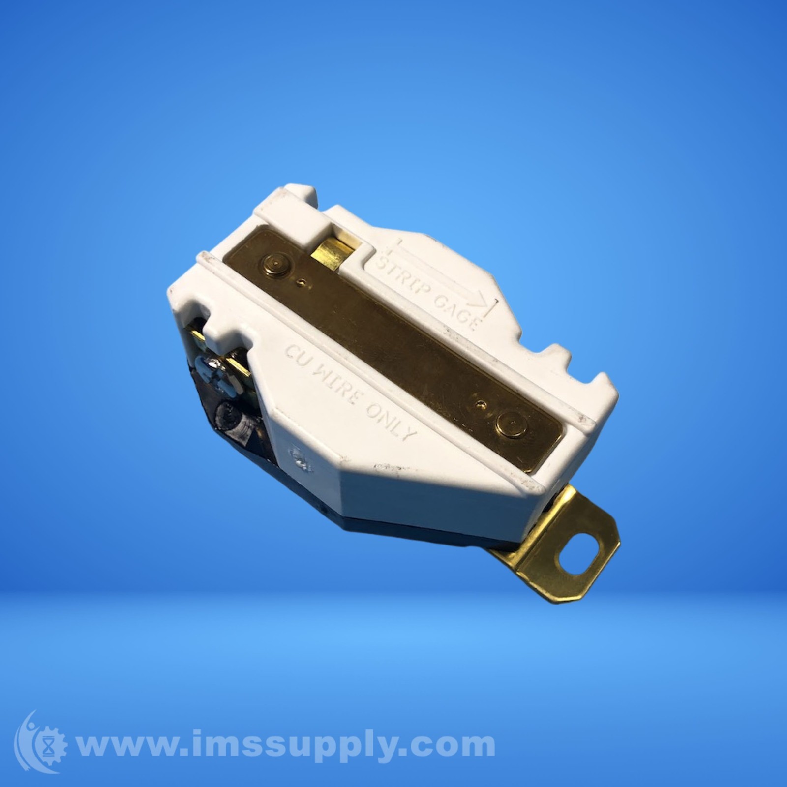 Hubbell Twist-Lock 30A 125V FNIP