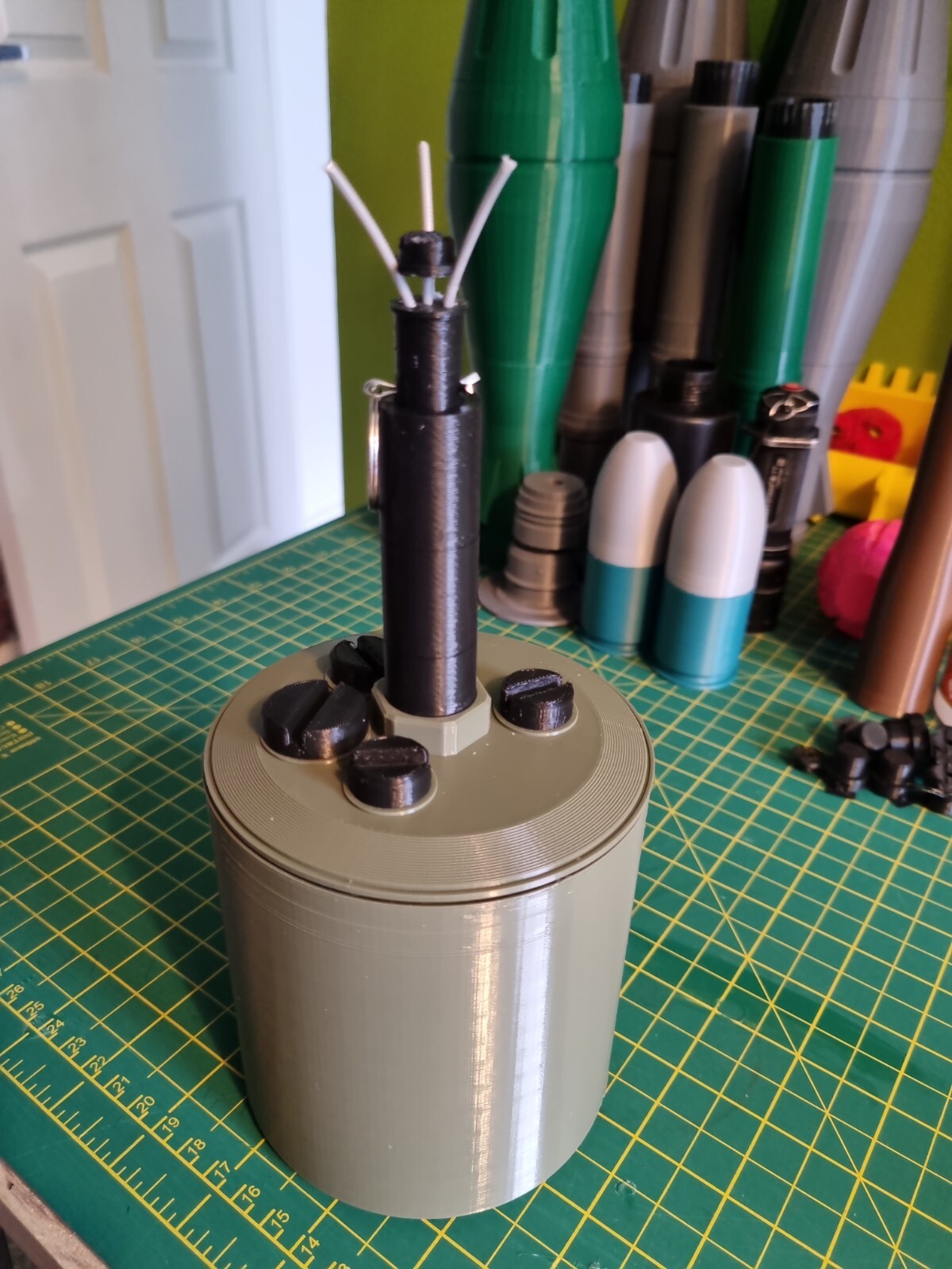 FULL SIZE Replica Bouncing Betty ww2 German s mine ideal for COD ,cosplay PROP