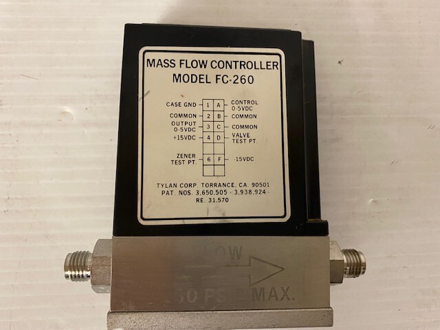 TYLAN MASS FLOW CONTROLLER FC-260, 2 SLM HE