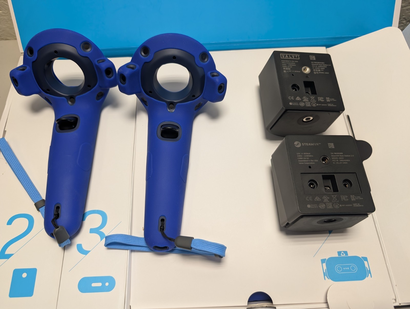 HTC Vive Pro Virtual Reality Full System Kit Original Box