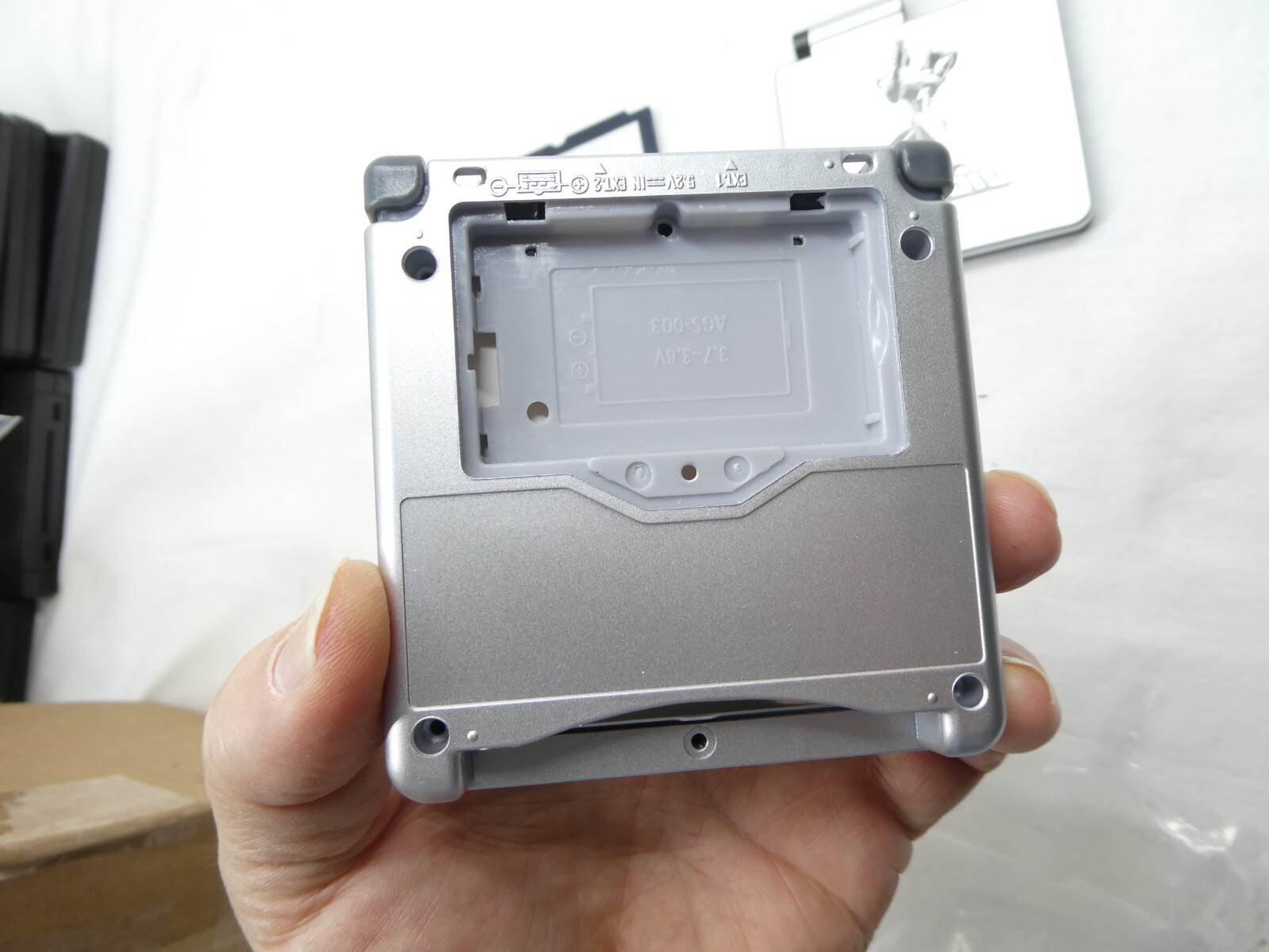 Gameboy Advance SP shell replacement Silver/Black Metroid with new screen lens