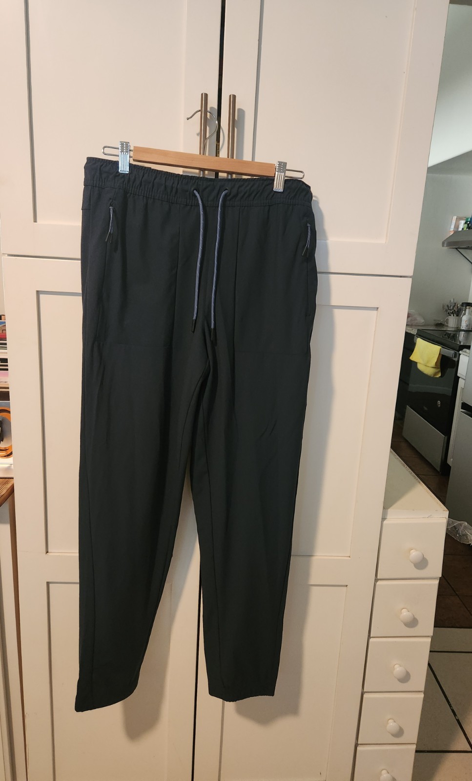 Motion Mens Transit Jogger Pants Lightweight Zip Pockets SzM