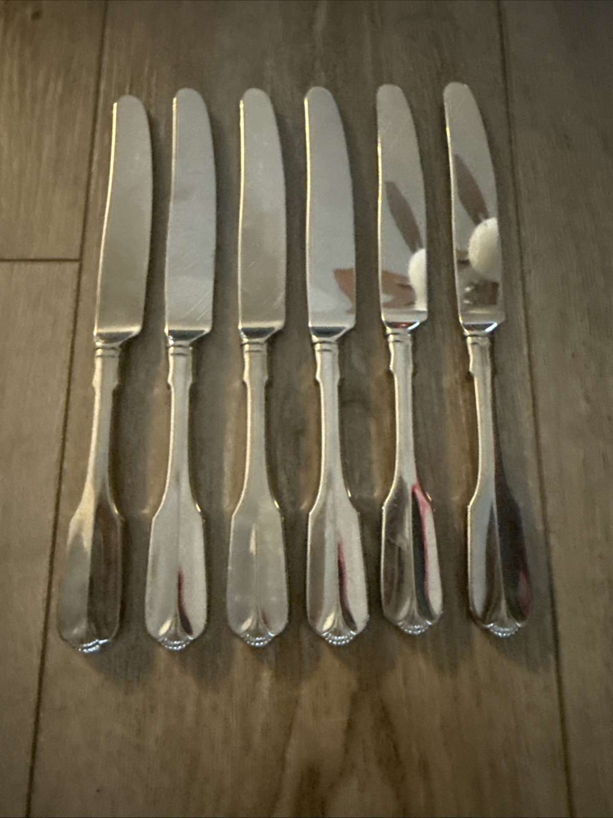 6 Dinner Knives Solid Serrated Oneida RIDGECREST Stainless 8 7/8"