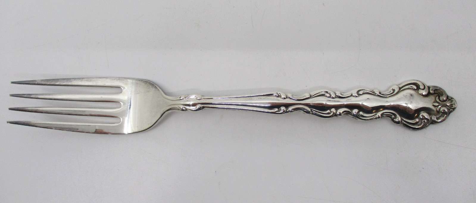 ONEIDA SILVERPLATE MODERN BAROQUE DINNER FORK - 7 1/2"  03Q
