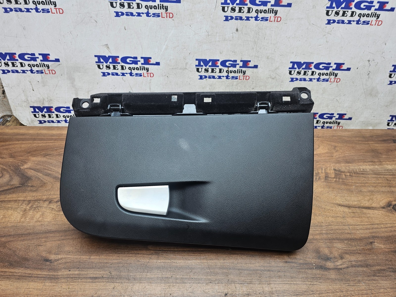 ALFA ROMEO GIULIA 952 DASHBOARD GLOVE BOX STORAGE PASSENGER SIDE 2016-2021