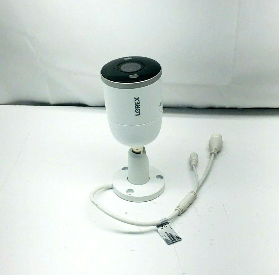 Lorex E892AB 4K Ultra HD Smart Deterrence IP Camera with Smart Motion Plus