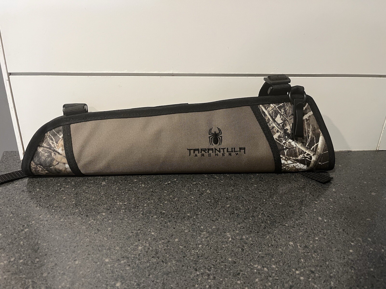 Tarantula Archery Quiver Belt Holster And Shoulder Strap Camo
